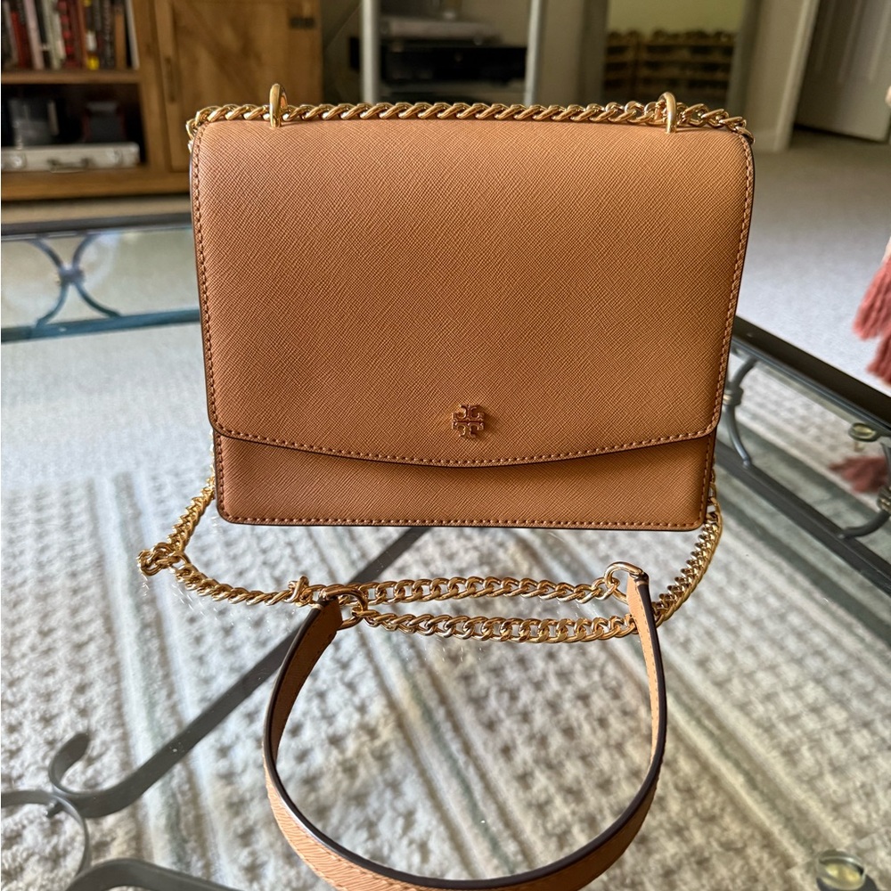 Elegant Tan Leather Chain Bag